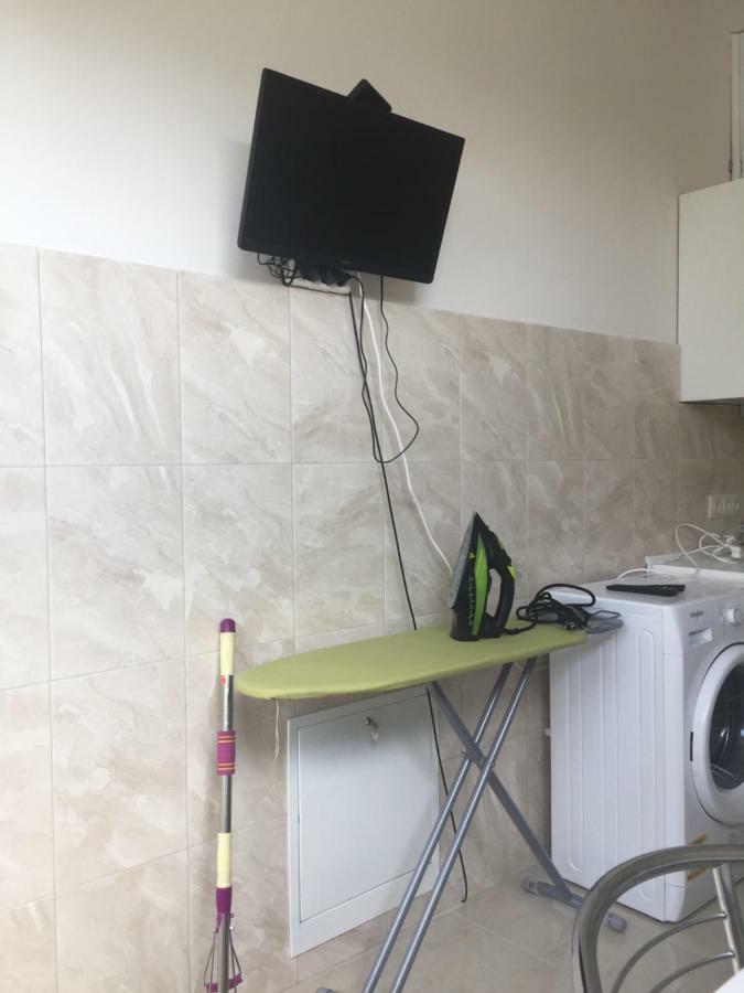 City Apartment Ternopil Bagian luar foto