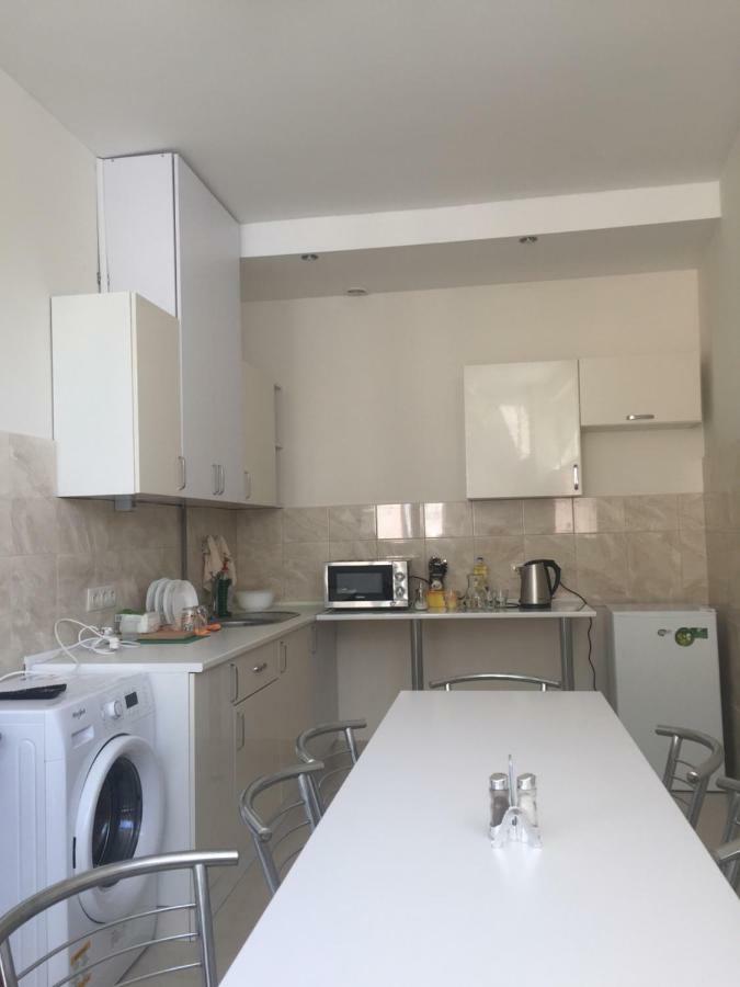City Apartment Ternopil Bagian luar foto